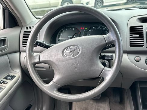 Used 2003 Toyota Camry LE FWD image 16