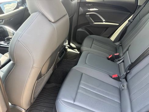 Used 2025 Audi Q5 Premium Plus w/ Premium Plus AWD/4WD image 14