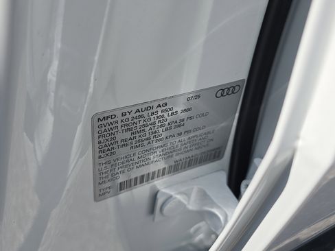 New 2025 Audi Q5 Prestige image 36