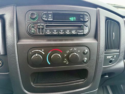 Used 2002 Dodge Ram 1500 Truck 4x4 Regular Cab image 13