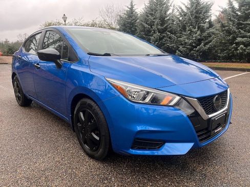 Used 2020 Nissan Versa S image 29