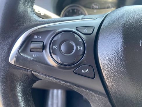 Used 2021 Buick Enclave Essence w/ Sound and Sites Package FWD image 20