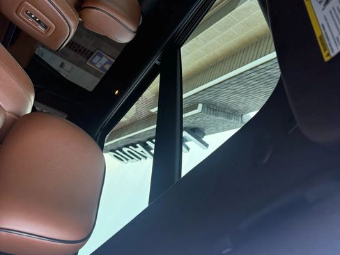 Used 2017 Jeep Grand Cherokee Summit w/ Skid Plate Group image 30