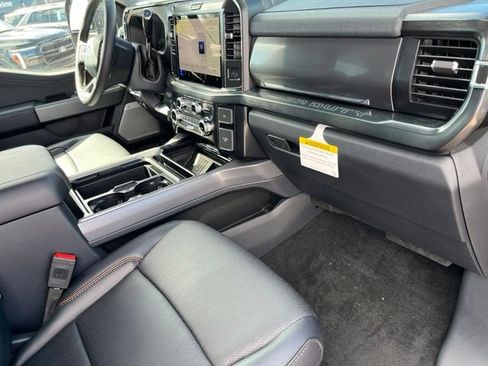 New 2026 Ford F250 Lariat w/ Black Appearance Package AWD/4WD image 25