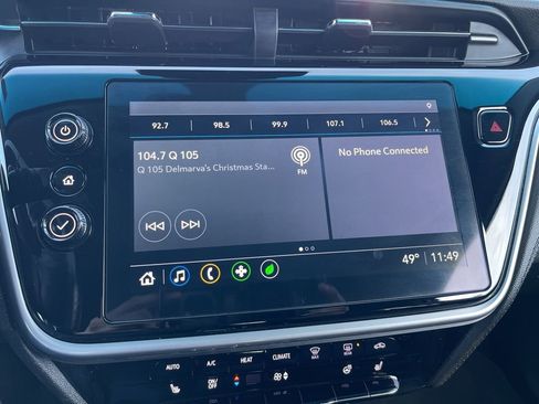 Used 2022 Chevrolet Bolt LT w/ Infotainment Package image 10