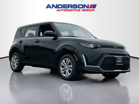 New 2025 Kia Soul LX image 1