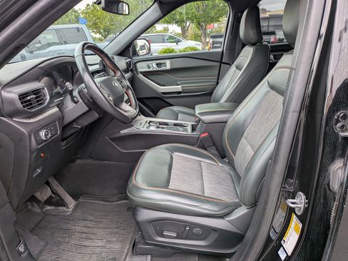Used 2022 Ford Explorer Timberline w/ Timberline Technology Package AWD/4WD image 27