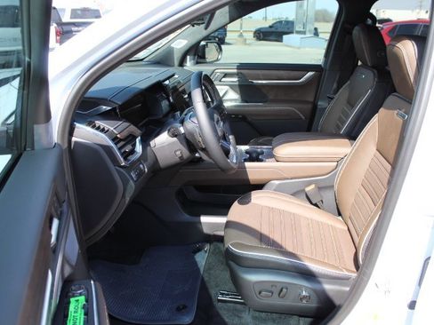 New 2026 GMC Acadia Denali Ultimate image 9