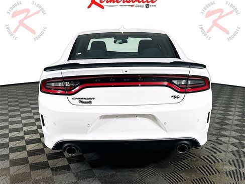 Used 2023 Dodge Charger R/T w/ Blacktop Package image 6