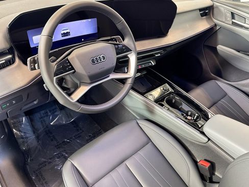 New 2026 Audi Q3 quattro 2.0T image 9