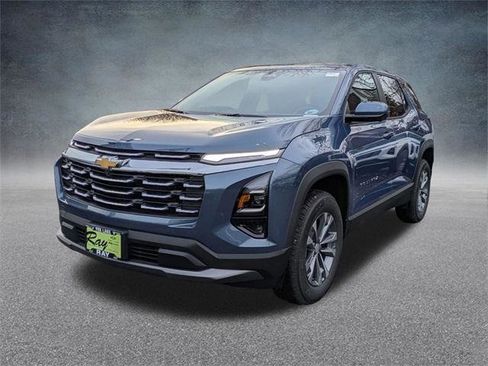 New 2026 Chevrolet Equinox LT w/ Convenience Package II image 8