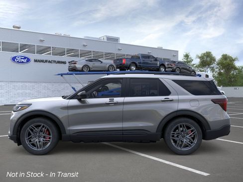 New 2026 Ford Explorer ST-Line AWD/4WD image 3