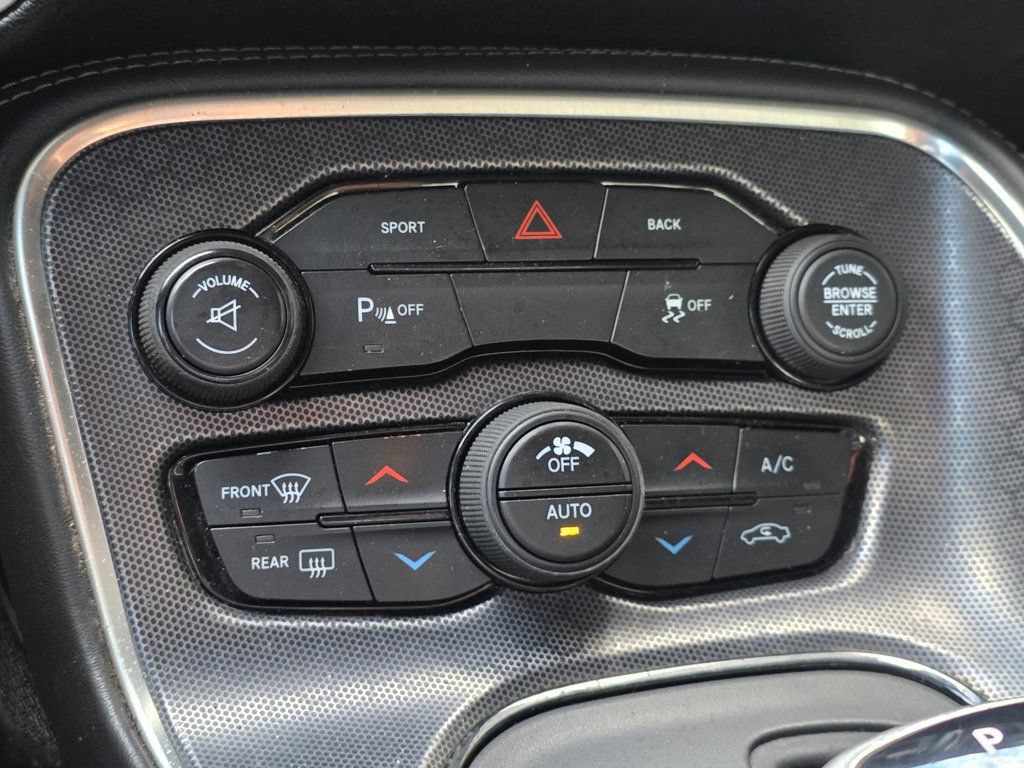 Used 2016 Dodge Challenger SXT Plus RWD image 19
