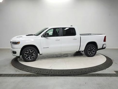 Used 2025 RAM 1500 Laramie w/ Sport Appearance Package AWD/4WD image 4