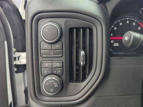 Used 2025 Chevrolet Silverado 2500 Custom w/ Custom Value Package AWD/4WD image 11