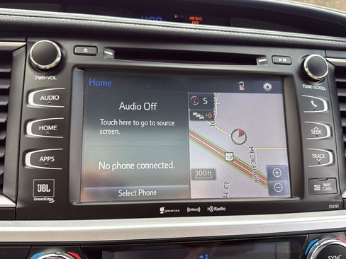 Used 2019 Toyota Highlander Limited Platinum image 35