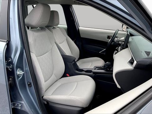 Used 2026 Toyota Corolla Cross L FWD image 9