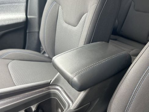 New 2025 Jeep Compass Sport image 26