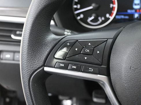 Used 2024 Nissan Altima 2.5 SV image 36