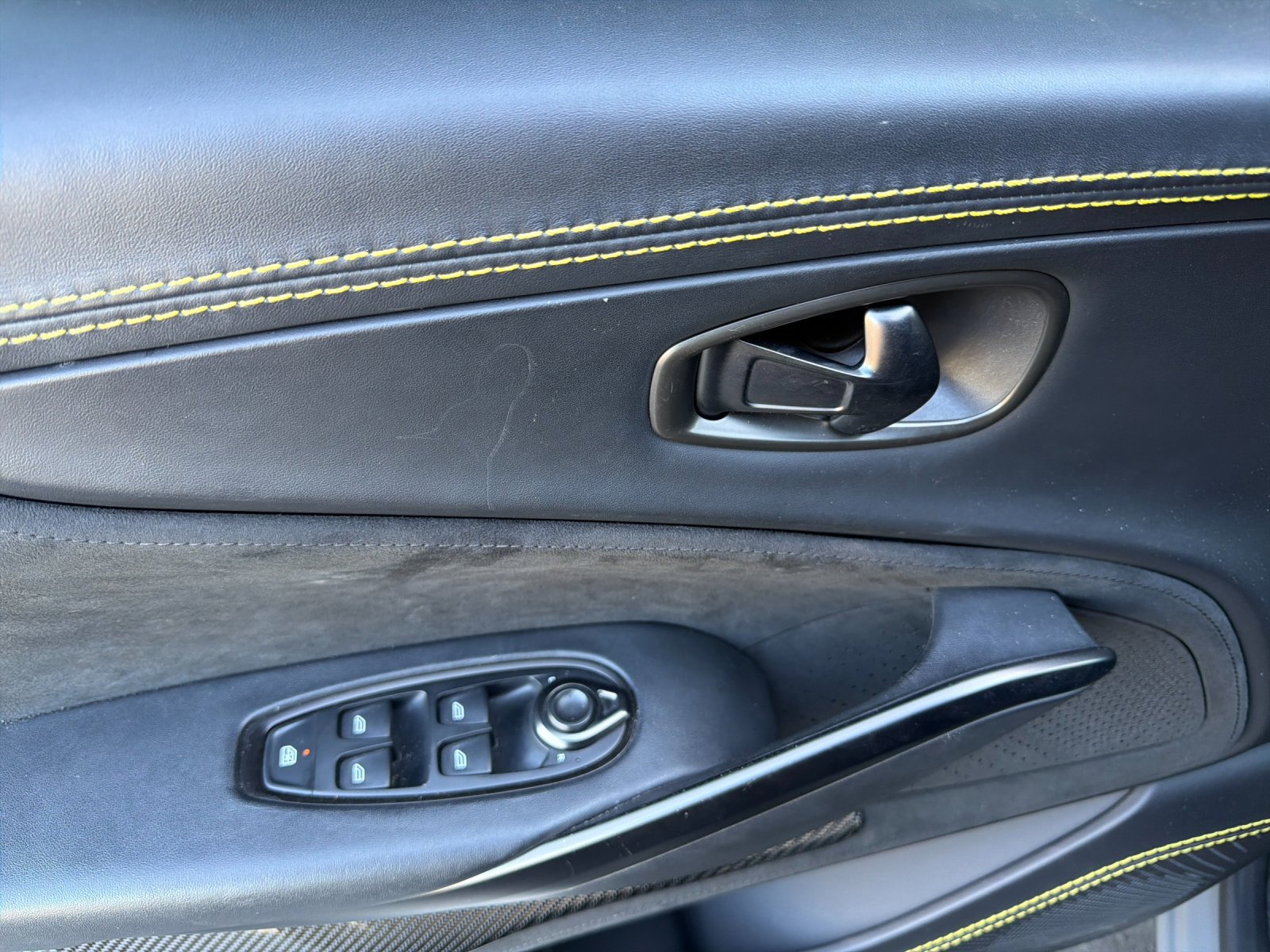 Used 2023 Aston Martin DBX 707 AWD/4WD image 10