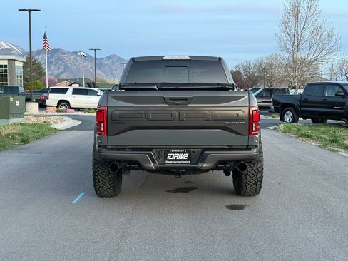 Used 2018 Ford F150 Raptor w/ Equipment Group 802A Luxury image 11