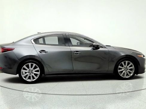 Used 2019 MAZDA MAZDA3 AWD Sedan w/ Premium Package image 4