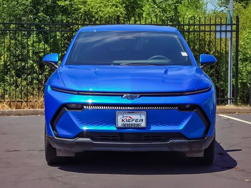 Used 2025 Chevrolet Equinox EV LT FWD image 8