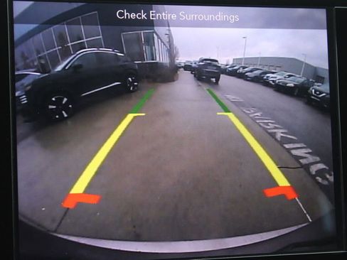 Used 2018 Chrysler Pacifica Touring-L Plus image 44