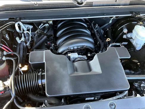 Used 2019 Chevrolet Tahoe LT AWD/4WD image 33