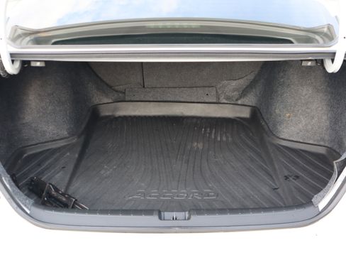 Used 2022 Honda Accord Sport image 31