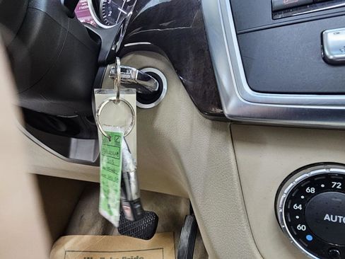 Used 2013 Mercedes-Benz ML 350 2WD image 33