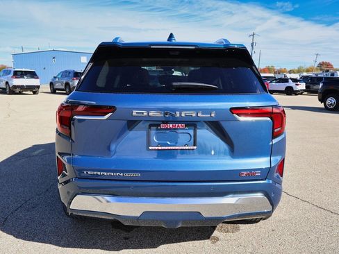 Certified 2026 GMC Terrain Denali w/ LPO, Floor Liner Package image 4