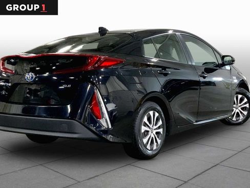Used 2021 Toyota Prius Prime XLE FWD image 13
