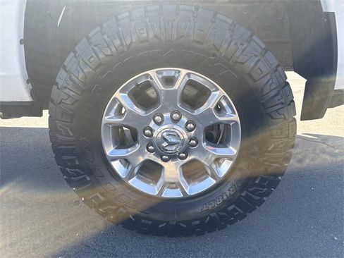 Used 2024 RAM 2500 Laramie image 11