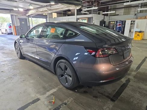 Used 2023 Tesla Model 3 Standard Range RWD image 2