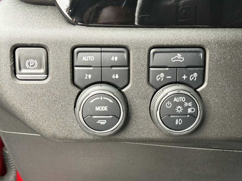 Used 2022 Chevrolet Silverado 1500 RST w/ Convenience Package II image 18