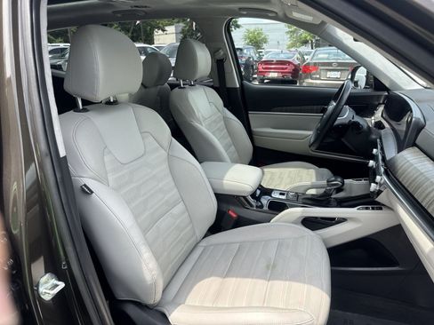 Used 2023 Kia Telluride SX Prestige AWD/4WD image 28