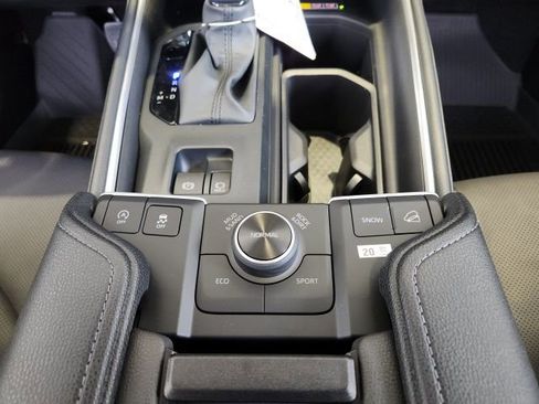 New 2026 Toyota Grand Highlander AWD image 18