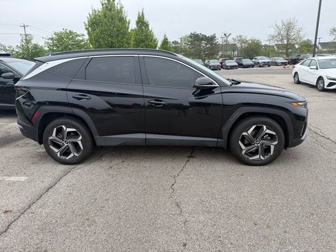 Used 2022 Hyundai Tucson Limited AWD/4WD image 3