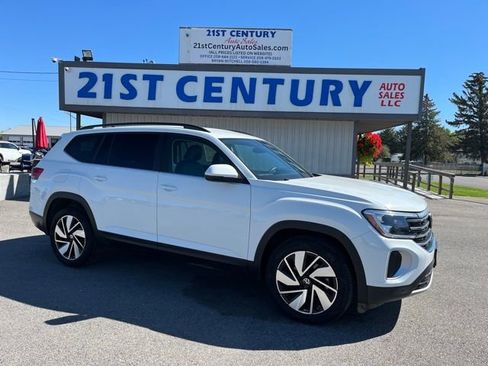 Used 2024 Volkswagen Atlas SE image 1