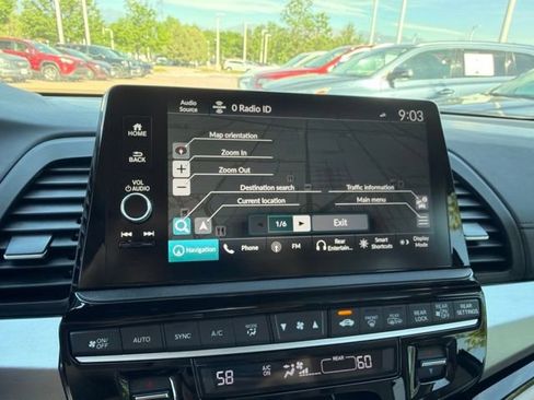 Used 2025 Honda Odyssey Touring image 14