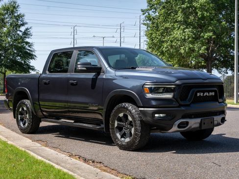 Used 2019 RAM 1500 Rebel w/ Rebel Level 2 Equipment Group AWD/4WD image 4