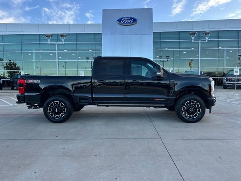 New 2026 Ford F350 Platinum w/ FX4 Off-Road Package AWD/4WD image 6
