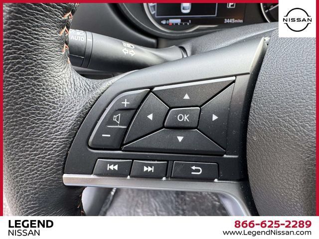 Used 2025 Nissan Versa SR w/ Trunk Package FWD image 18
