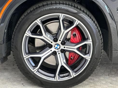 Used 2023 BMW X5 xDrive40i w/ M Sport Package AWD/4WD image 11