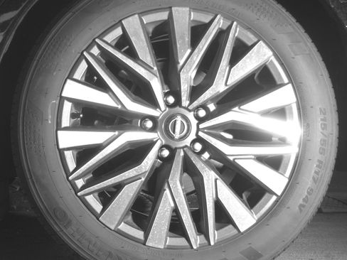 Used 2025 Nissan Altima 2.5 SV image 14