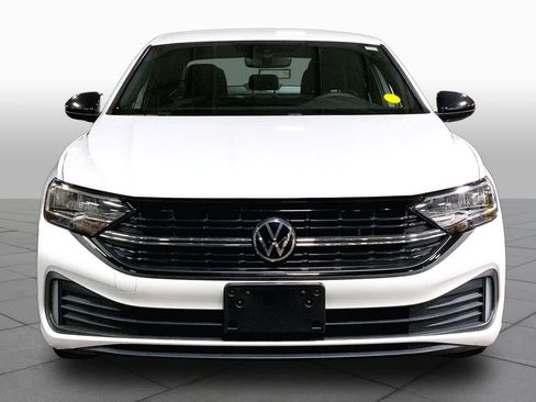 Used 2023 Volkswagen Jetta Sport FWD image 4