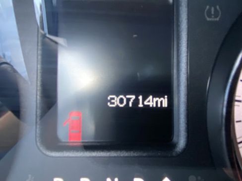 Used 2022 RAM 1500 Tradesman w/ Chrome Appearance Group image 24