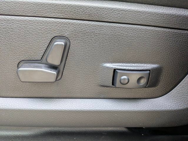 New 2026 RAM 3500 Laramie AWD/4WD image 20