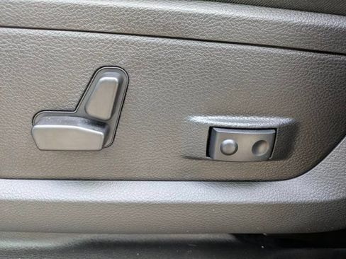 New 2026 RAM 3500 Laramie AWD/4WD image 20